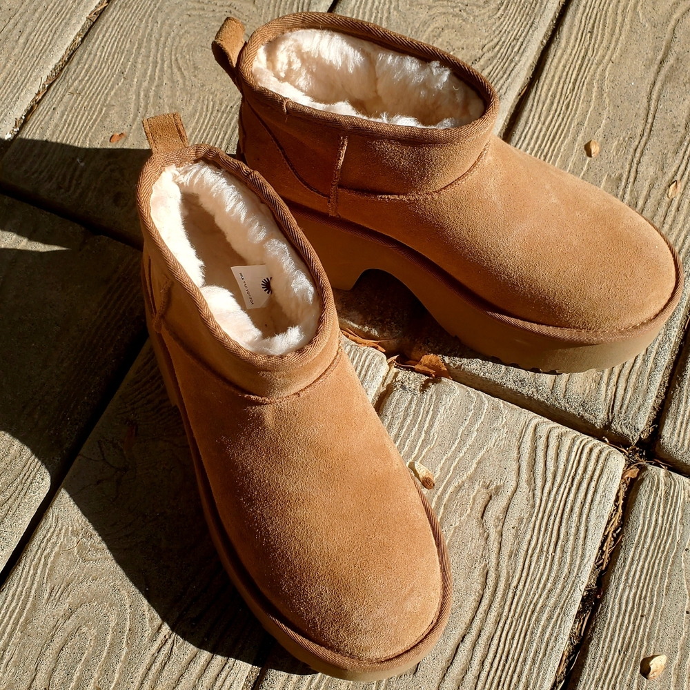 UGG Women's Tan Winter Boots